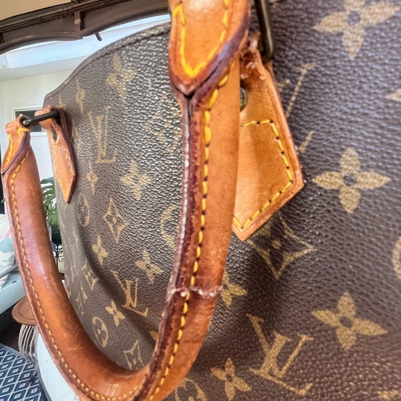 Louis Vuitton Brown Monogram Tote with Tan Handles - Picture 12 of 15